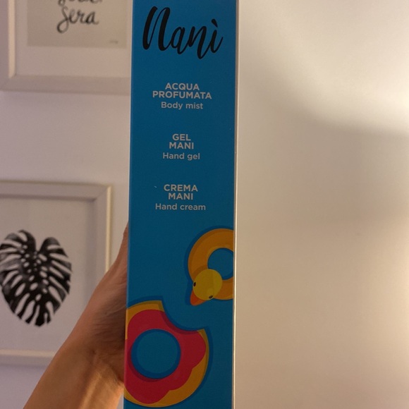 Nani pool party set alleged brandy Melville scent per tiktok - Picture 2 of 8